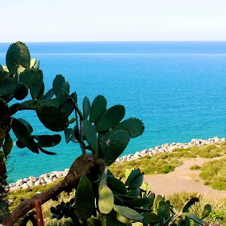 Mareblu Bed & Breakfast *